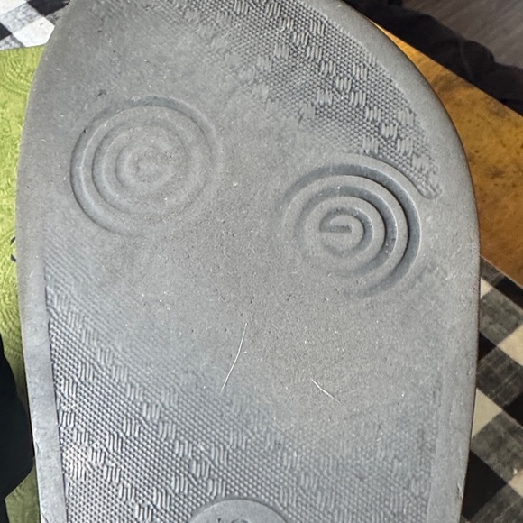 Gucci Black Sandals - Picture 4 of 9